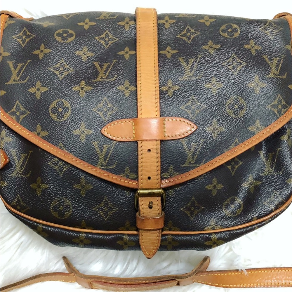 LV Saumur 30 Crossbody *Authentic*